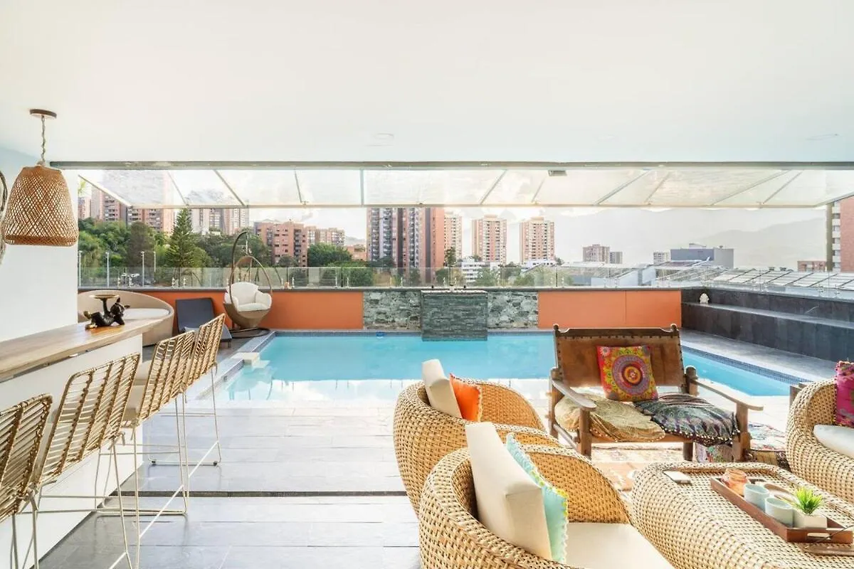 メデジンAmazing Ph In Poblado 5Bd & Heated Pool!アパートメント メデジン