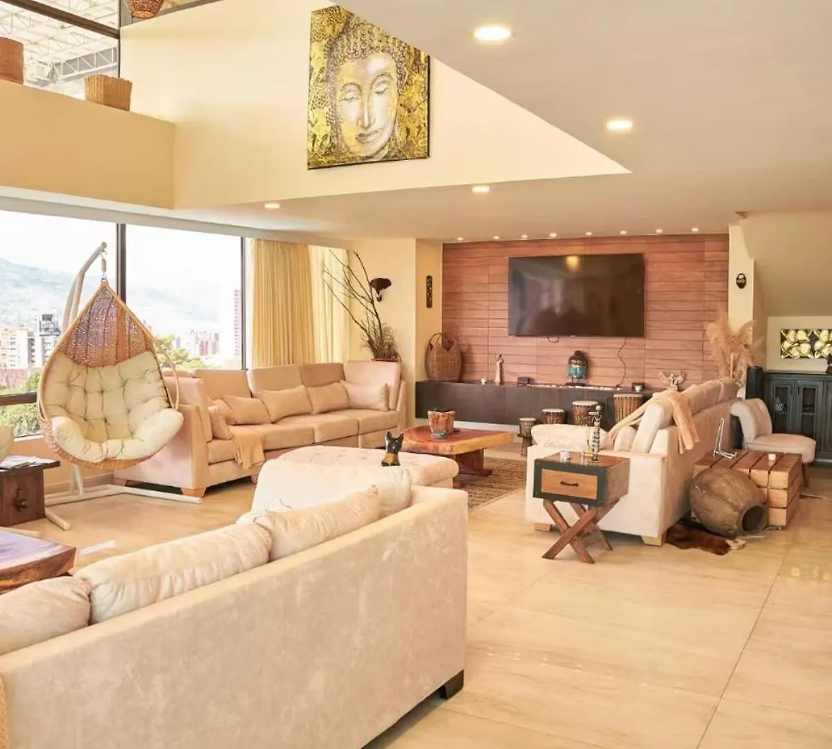 メデジンAmazing Ph In Poblado 5Bd & Heated Pool!アパートメント アパート