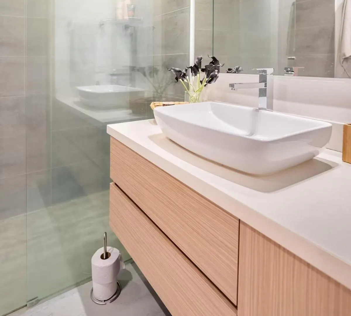 メデジンAmazing Ph In Poblado 5Bd & Heated Pool!アパートメント アパート