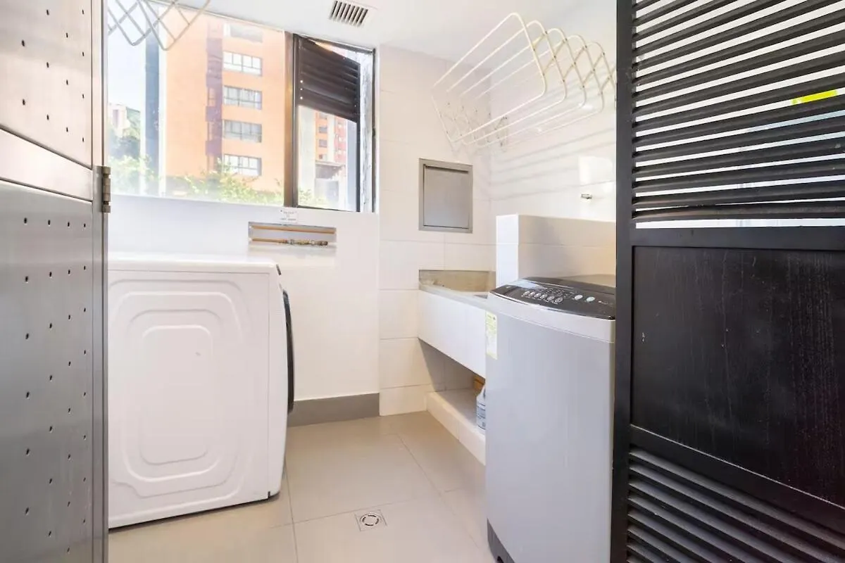 Apartamento Amazing Ph In Poblado 5Bd & Heated Pool! Medellín